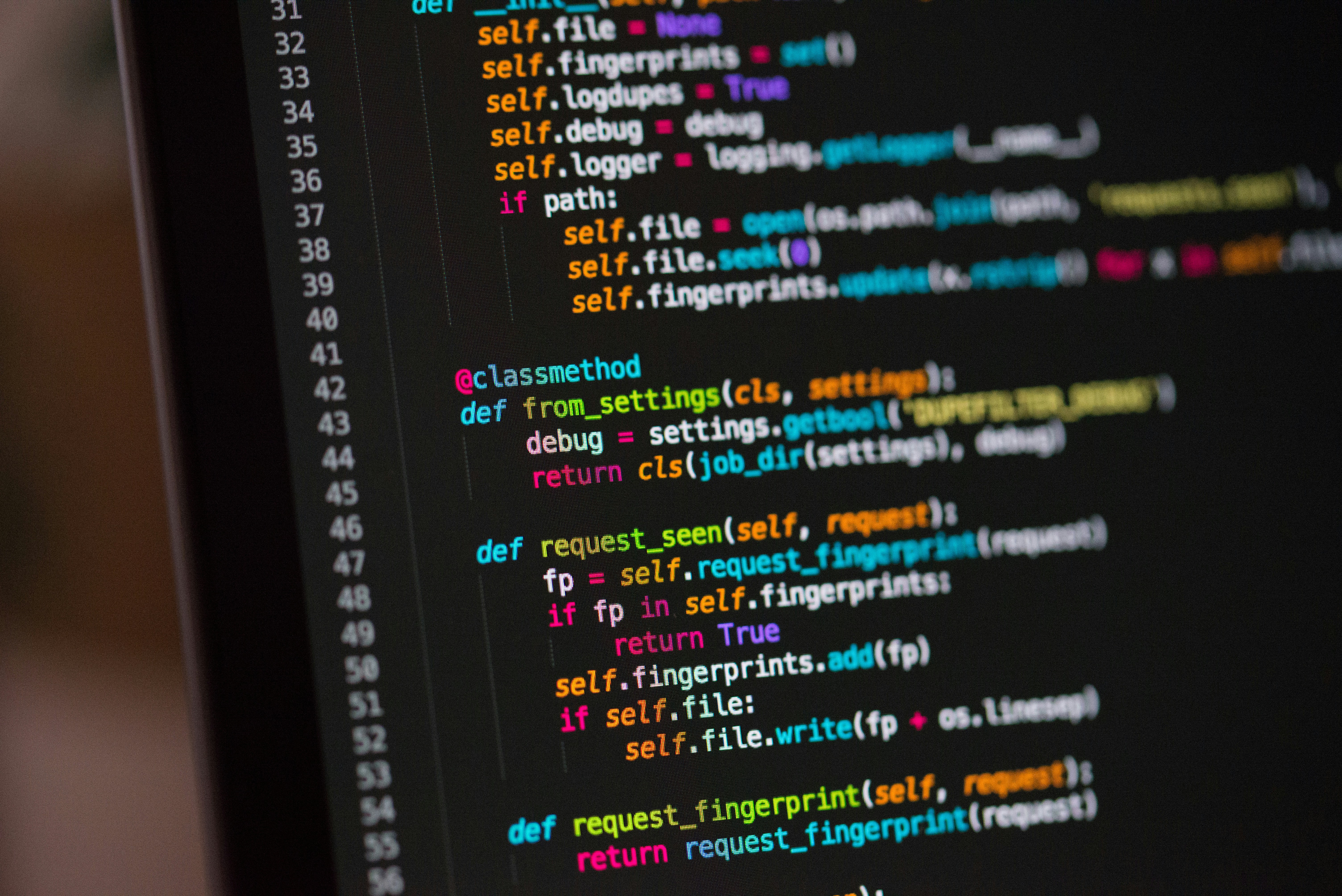 AIBench: Benchmarking 8 LLMs on Real-World Code Generation — AtomicoLabs